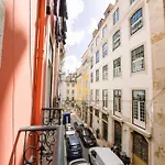 Luxury 4br Steps From Praca Do Comercio 아파트 리스본
