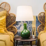 Luxury 4br Steps From Praca Do Comercio 아파트 *