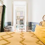 아파트 Luxury 4br Steps From Praca Do Comercio *