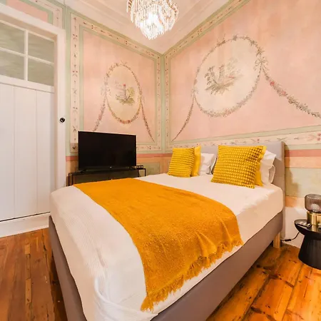 Appartement Luxury 4br Steps From Praca Do Comercio Lisboa